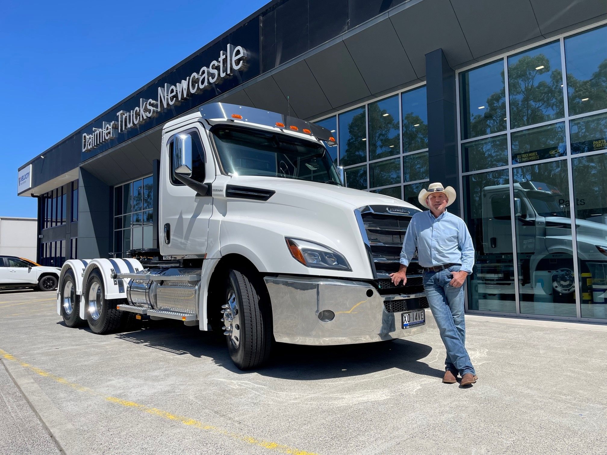 Freightliner Cascadia 126 6x4 Day Cab